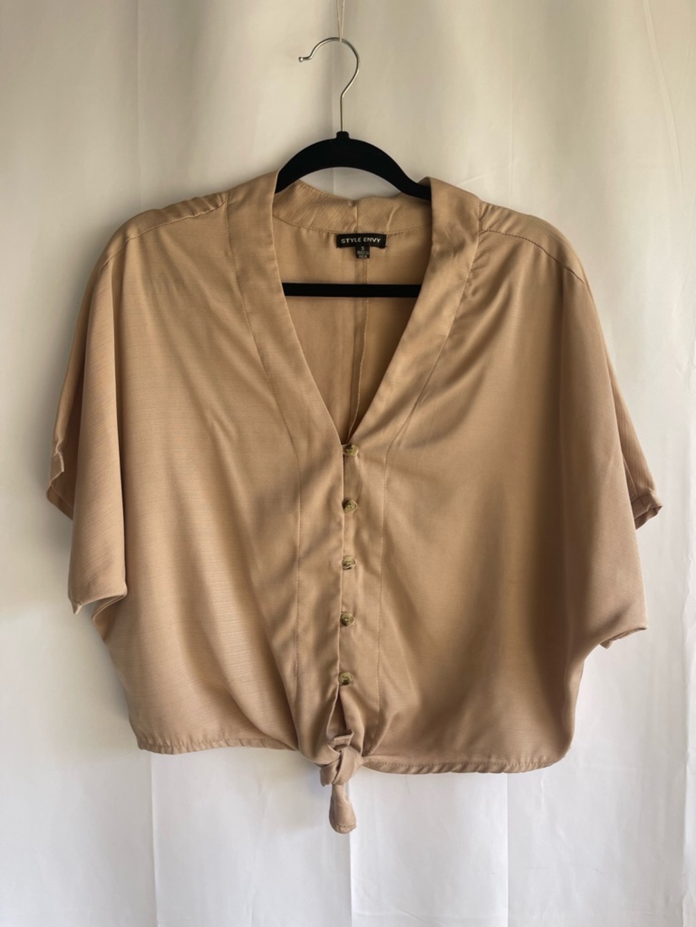 Style Envy Beige Button-Front Tie-Hem Short Sleeve Blouse - Picture 1 of 7
